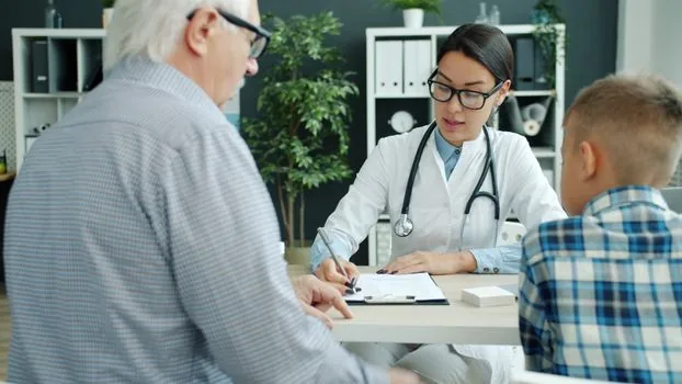 adult child helping senior parent check outpatient visit count on smartphone health insurance app beside calendar and medical receipts, realistic warm home desk | 외래진료 횟수와 영수증을 정리하는 장면